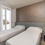 Domizia Vila